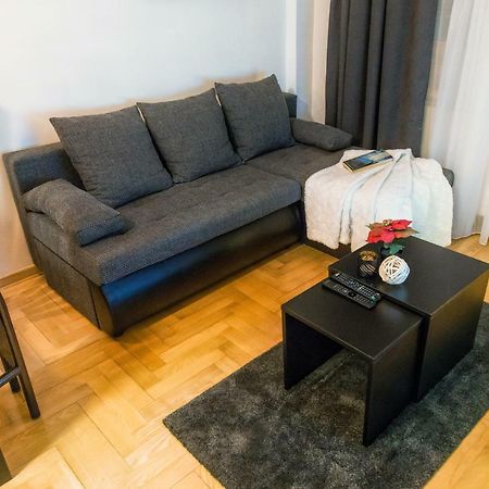 Africa Apartment Белград Экстерьер фото